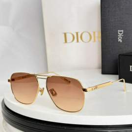 Picture of Dior Sunglasses _SKUfw77643977fw